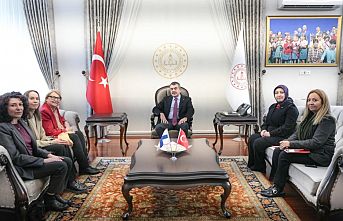 Bakan Tekin üç ülkenin büyükelçilerini kabul etti