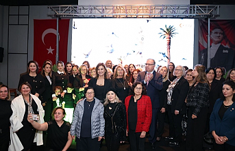 Egeli turizmcilerden Cumhuriyetin 101'nci yılına özel kutlama