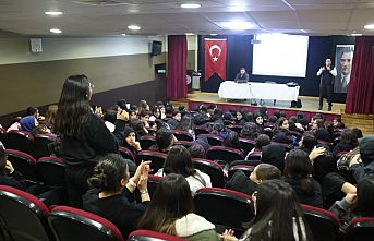 Gençler doğal afetlere karşı bilinçlendiriliyor