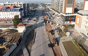 İzmir'de Eski Havaalanı Caddesi yenileniyor