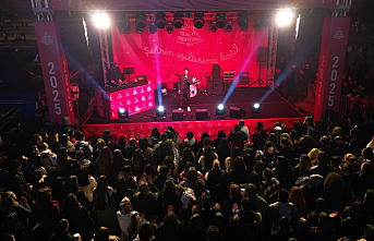 İzmir'de Mansur Ark rüzgârı
