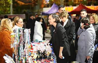Karabağlar’da 'Yılbaşı Panayırı' başladı
