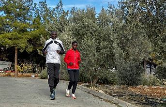 Kenyalı atletler, Mersin Maratonu’na Darısekisi’de hazırlanıyor