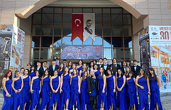 Manisa Büyükşehir Korosu, Korolar Maratonu’nda sahne aldı