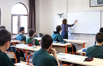 Öğretmenlikte kariyer basamaklarına yönetmelik ayarı