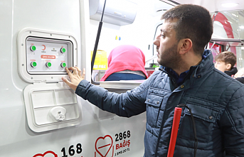 Türk Kızılay engelleri iyilikle aşıyor