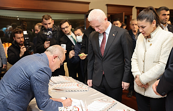 Yeşilay bağımlılıkla mücadele kitabını tanıttı
