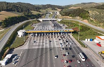570 milyon araç otoyollardan geçti