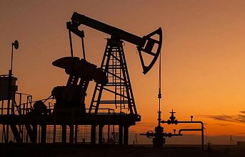 Brent petrolün varil fiyatı: 77,12 dolar