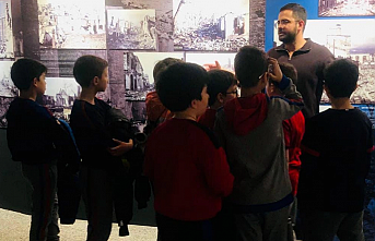 Çocuklar İzmir’in tarihini sergiler, atölyeler ve öykülerle öğreniyorlar