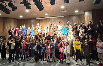 Dayanışma Noktaları çocukları sinema ve tiyatroyla buluşturdu