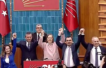 Eski Bakan Milletvekili Kavaf CHP'ye katıldı