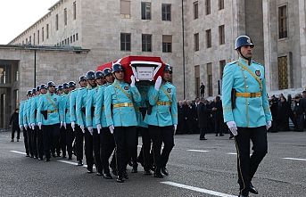 Eski bakan Nahit Menteşe son yolculuğuna uğurlandı