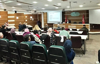 İzmir Bornova'da zeytin üreticilerine destek