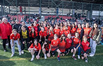İzmir’de amatör altyapılara can suyu