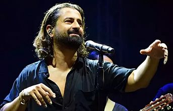 Koray Avcı’dan duygusal konser