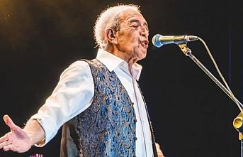 Ünlü sanatçı Edip Akbayram yoğun bakımda
