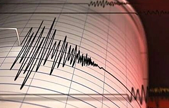 Ege'de deprem fırtınası sürüyor