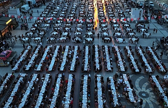 Manisa'da iftar sofraları 100 bin kişiye ulaşacak