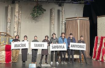 TEV bağışçısı usta sanatçı sahnede anıldı