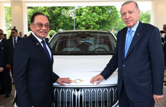 Türkiye'den Malezya'ya Togg hediyesi