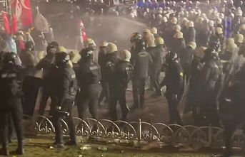 Anayasal hakkı istismara 1.133 gözaltı!