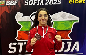 Ece Asude Bulgaristan’dan madalyayla döndü