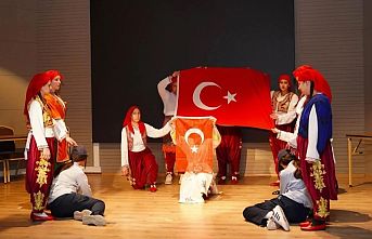İstiklal Marşı'nın kabulünün 104. yılı Ayvalık'ta kutlandı