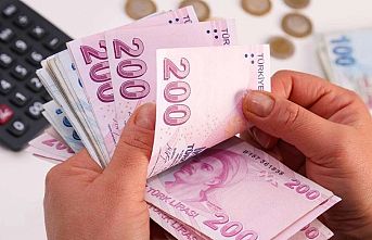 Emeklinin bayram ikramiyesinin farkları yatırılıyor