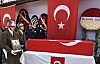 Akhisar şehidini kalbine gömdü