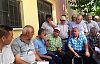 Demirci'de öğrenci servisi şoförleri ihaleyi protesto etti 