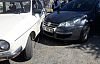 Demirci'de trafik kazası  iki otomobil kavşakta çarpıştı