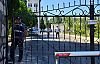 Manisa polisi Şehzade Mehmet Lisesine girdi