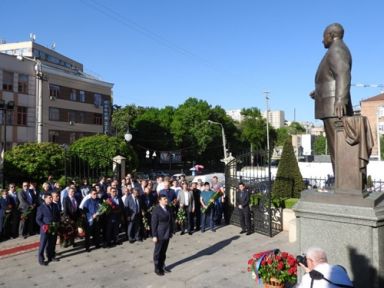 Ukrayna'da Haydar Aliyev'in doğumunun 95. yıldönümü ile ilgili etno-caz festivali yapıldı