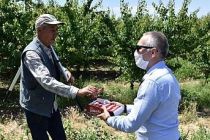 Çiftçilere Tarlada Bayram Ziyareti
