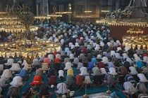 Ayasofya açılışında 3 bin kişiye koronavirüs bulaştı