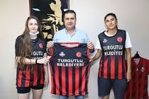 Turgutlu Belediyespor 2 Genç Yıldız Adayını Transfer Etti