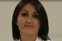 Diyabetik ayak yaraları  hastalığın doğurduğu ciddi bir yan etkidir