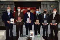 Manisa'nın Geçmişine Işık Tutacak Kitap Serisi Tanıtıldı