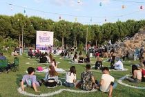 Bu başkan işi biliyor! Akhisar Belediyesi’nden Babalar Günü’ne özel konser