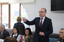 Haklıyız ve gururluyuz. Yereli çok iyi yönetiyoruz