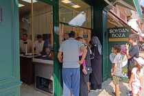 Sıcaktan bunalanlar çareyi dondurmada buldu