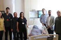 Beyin cerrahisi ekibi omurilik tümörünü başarıyla çıkardı