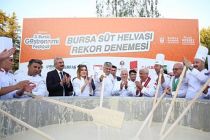 Gastronomi Festivali’nde ‘Bursa süt helvası’ rekor denemesi