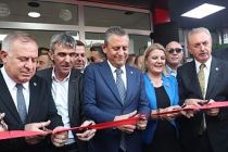 Paşa Kent Lokantasının resmi açılışını Özgür Özel yaptı 