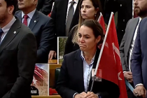 Ayyüce Türkeş, gözyaşlarını tutamadı