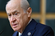 Bahçeli'nin yakasına taktığı rozetin anlamı ne?