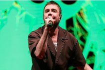 Murat Dalkılıç yeniden sahnelere daldı