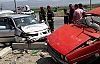 Alaşehir'de kavşakta feci kaza 1 ölü 5 yaralı