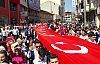 Mezuniyet şenliklerindeki coşkuya dombra şarkısı  gölge düşürdü